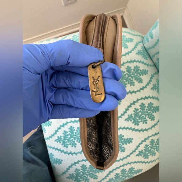 Yves Saint Laurent Clutch - Picture 4 of 15